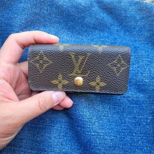 Louis Vuitton Monogram Multicles 4 Ring Key Case
